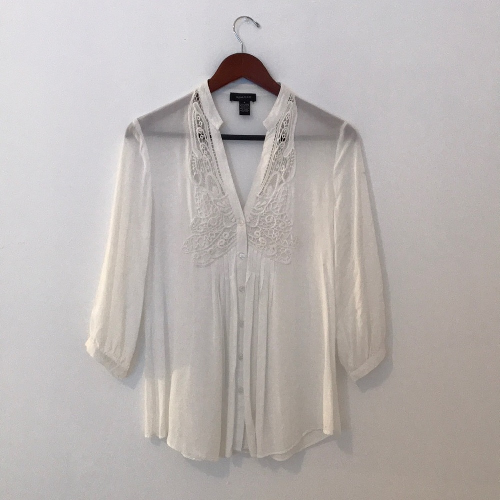 WHITE LACE BUTTON DOWN TOP!